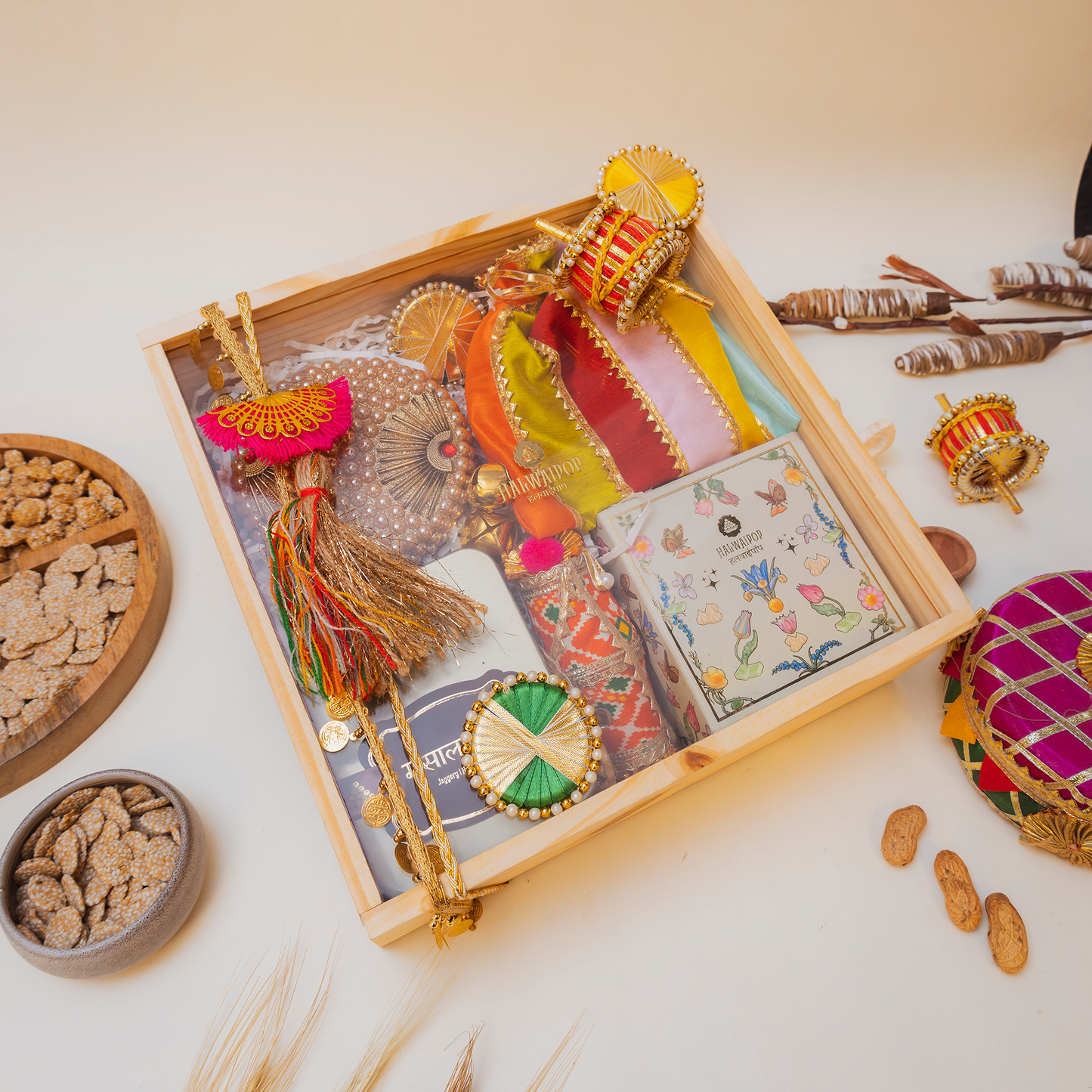 Lohri Plywood Charkha Box