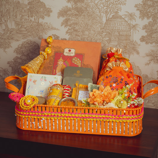 Rangrez Teej Hamper