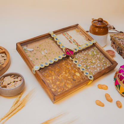 Wooden slab box of 4